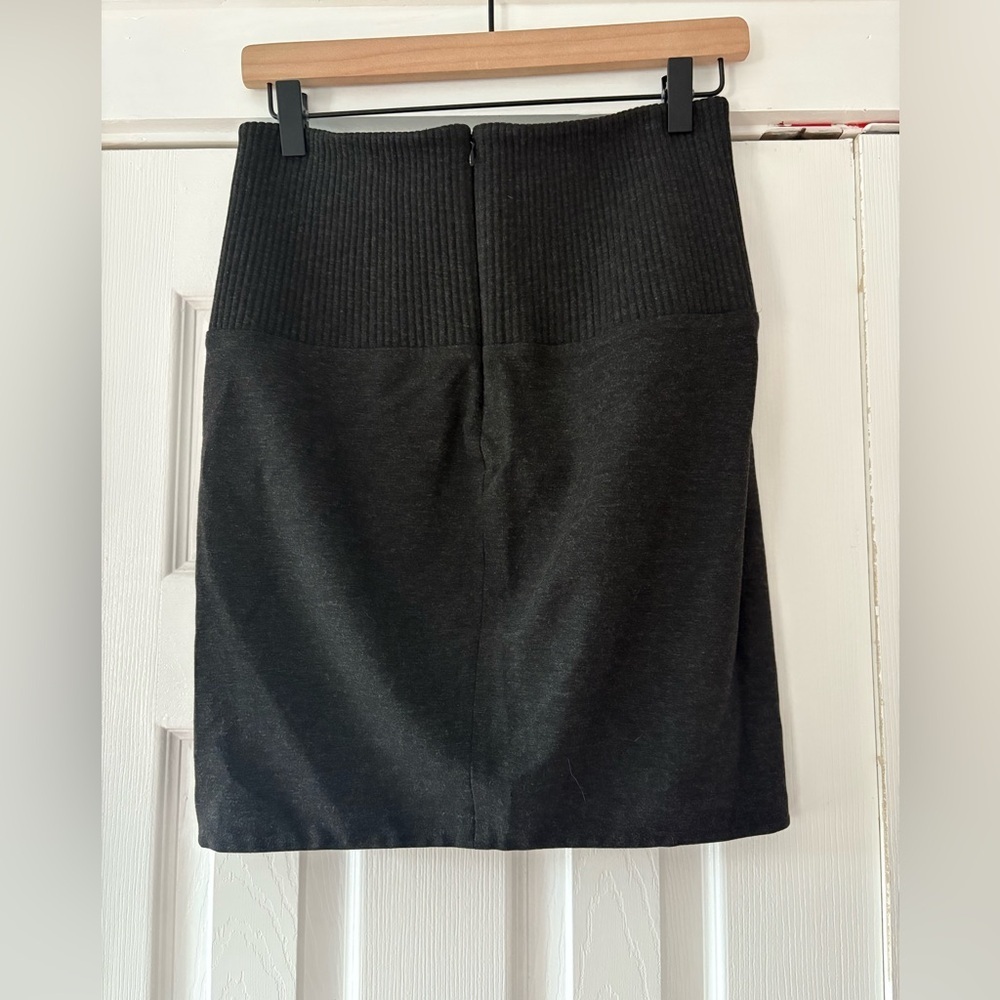 3.1 Phillip Lim Dark Grey Knit Skirt Size 6 EUC